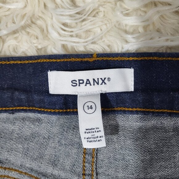 Spanx Flare Jeans High Rise Pull On Cotton Blend Size 14 Midnight Shade - Picture 7 of 16